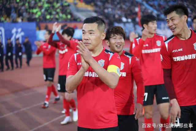 记者：真没想到绿军卷入流言又没得到字母 杰伦·布朗要去别队？